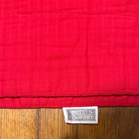 Muslin Comfort 50x70 Throw Blanket - Picture 2 of 4